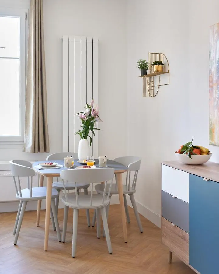 Sunlight Properties - Daffia - Beautifully Renovated Studio, City Pad In Central Nice 0*,